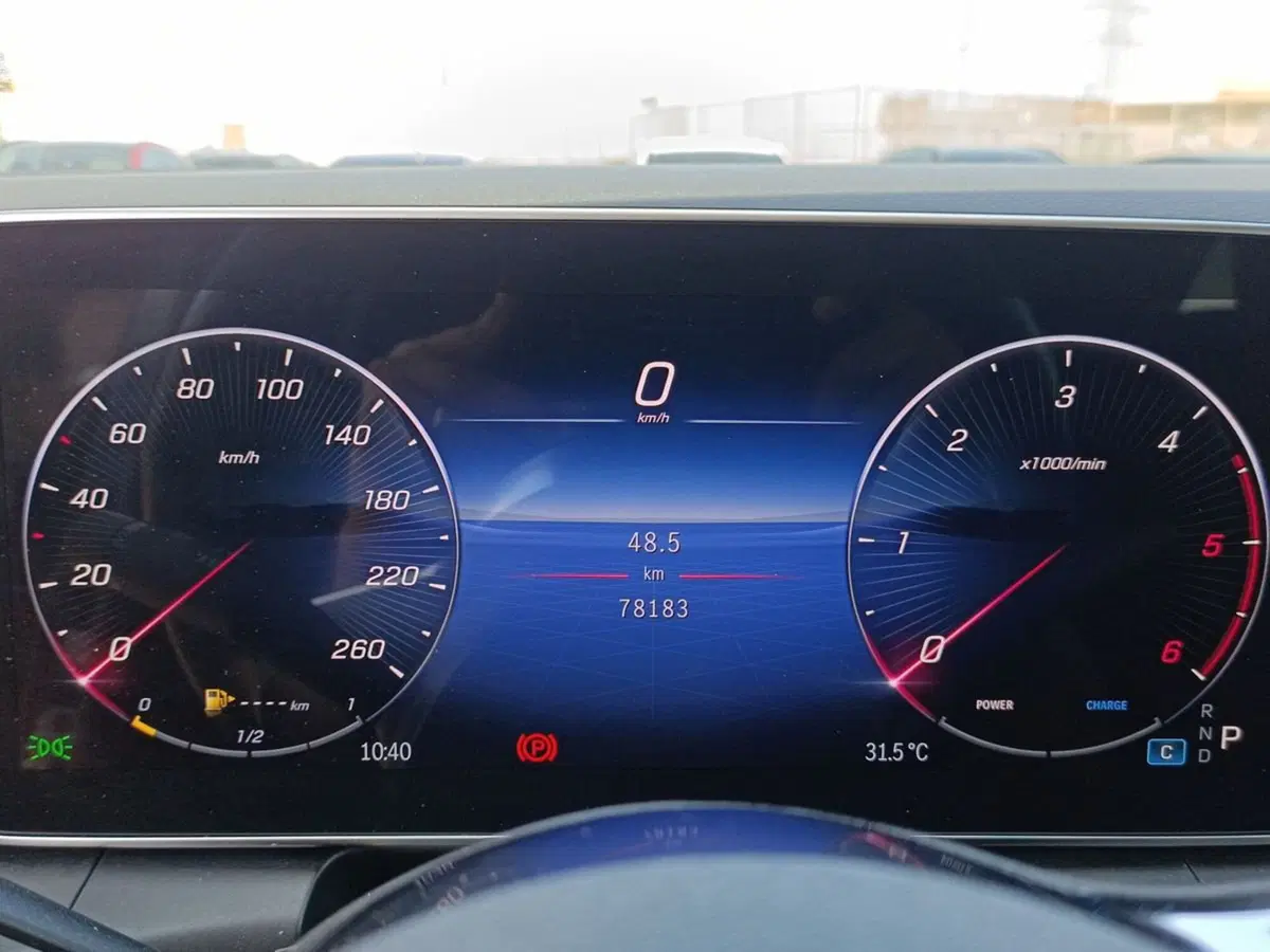 Mercedes-Benz GLC SUV usata a Bari (13)