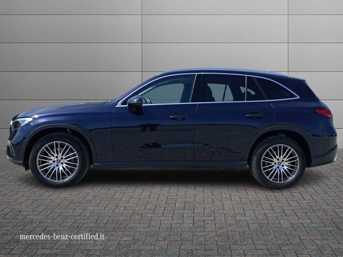 Mercedes-Benz GLC SUV usata a Bari (6)