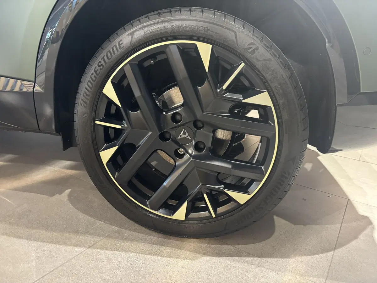 Cupra Formentor nuova a Ferrara (7)