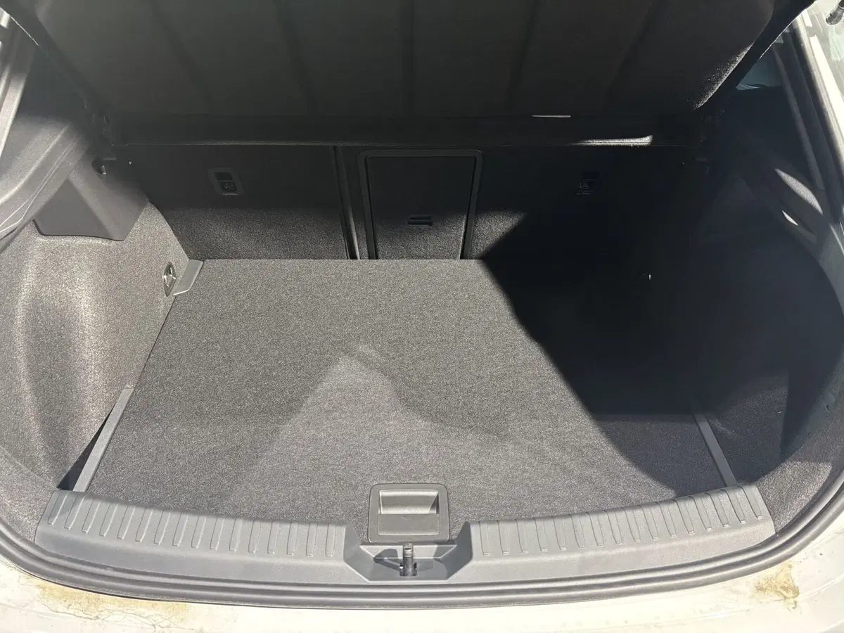 Cupra Leon nuova a Ferrara (14)