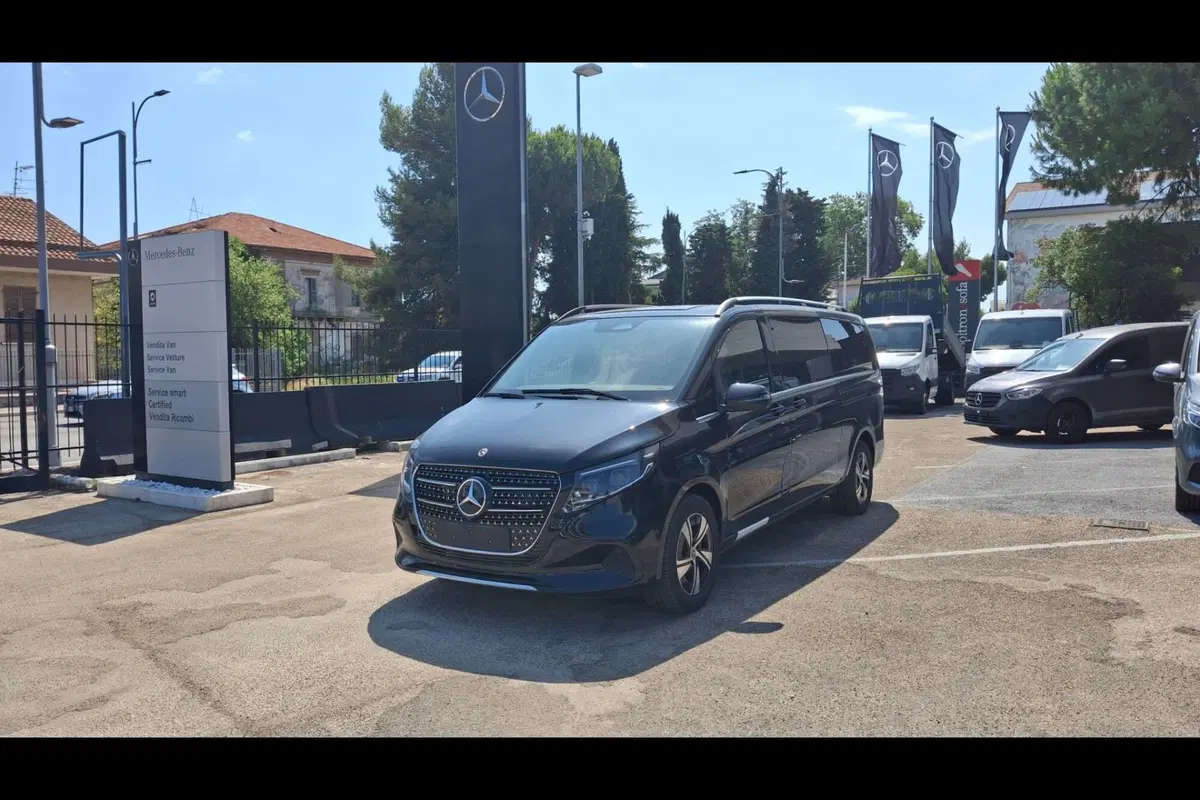 Mercedes-Benz Classe V nuova a Pescara