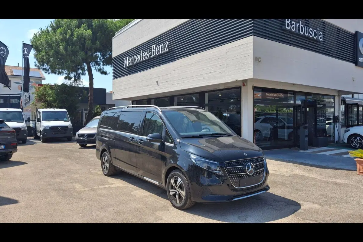 Mercedes-Benz Classe V nuova a Pescara (2)