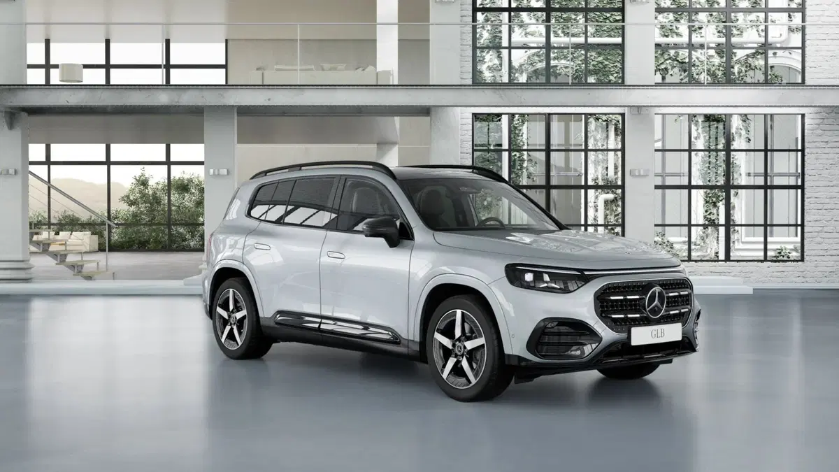 Mercedes-Benz GLB nuova a Pescara (3)