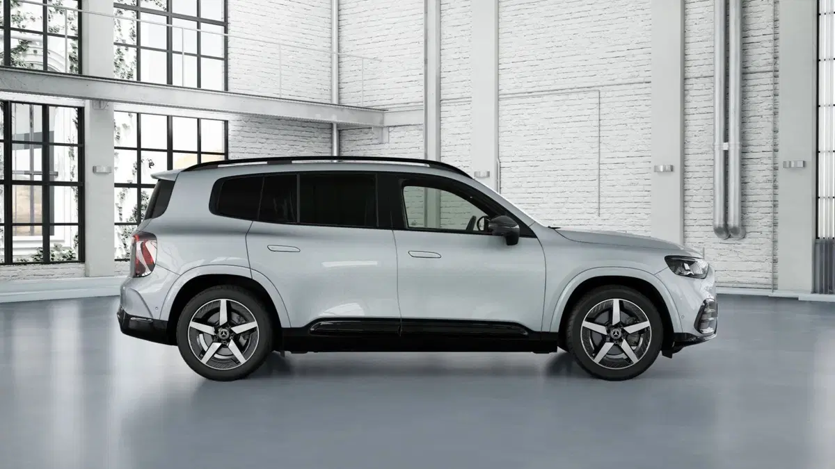 Mercedes-Benz GLB nuova a Pescara (5)