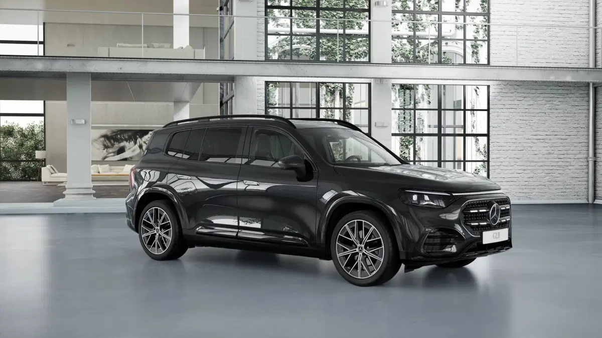 Mercedes-Benz GLB EQ nuova a Pescara (3)