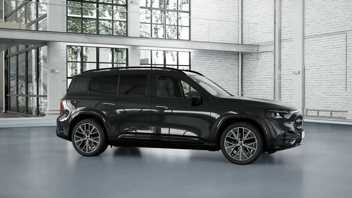 Mercedes-Benz GLB EQ nuova a Pescara (5)
