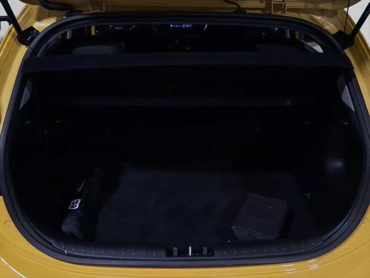 Kia Rio usata a Genova (17)