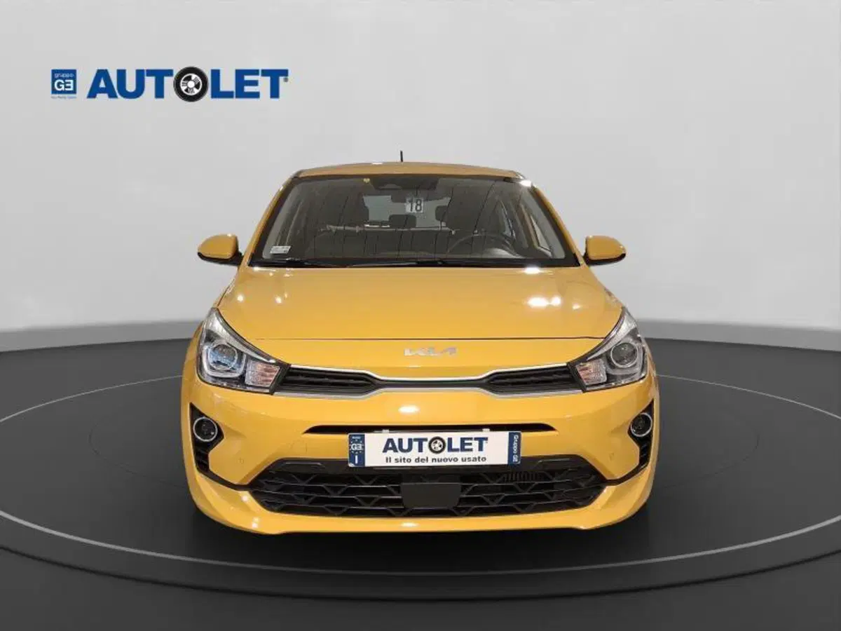 Kia Rio usata a Genova (2)