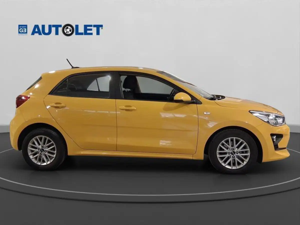 Kia Rio usata a Genova (4)