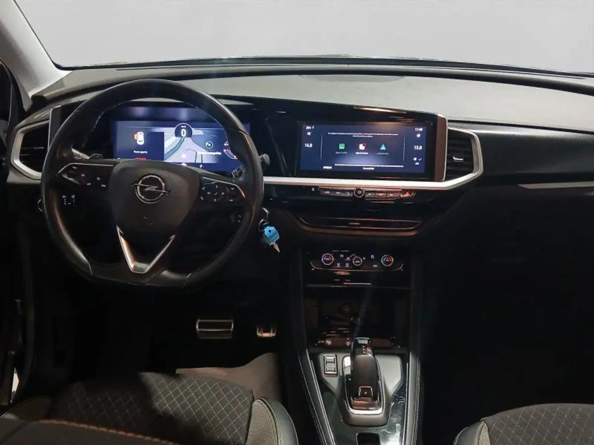 Opel Grandland usata a Genova (11)