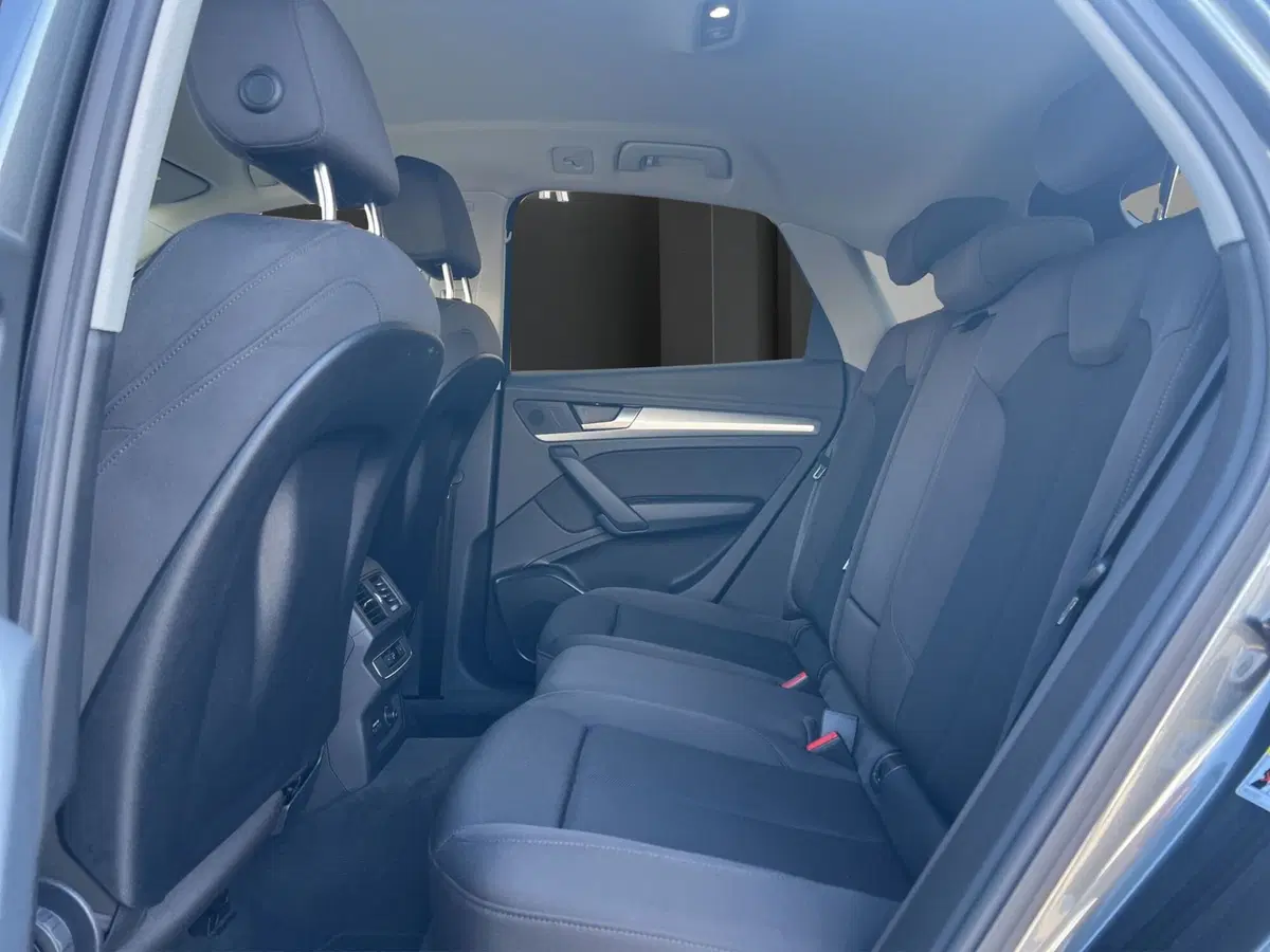 Audi Q4 Sportback usata a Cosenza (13)
