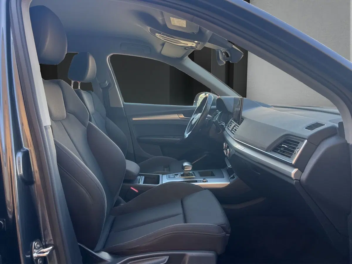 Audi Q4 Sportback usata a Cosenza (18)
