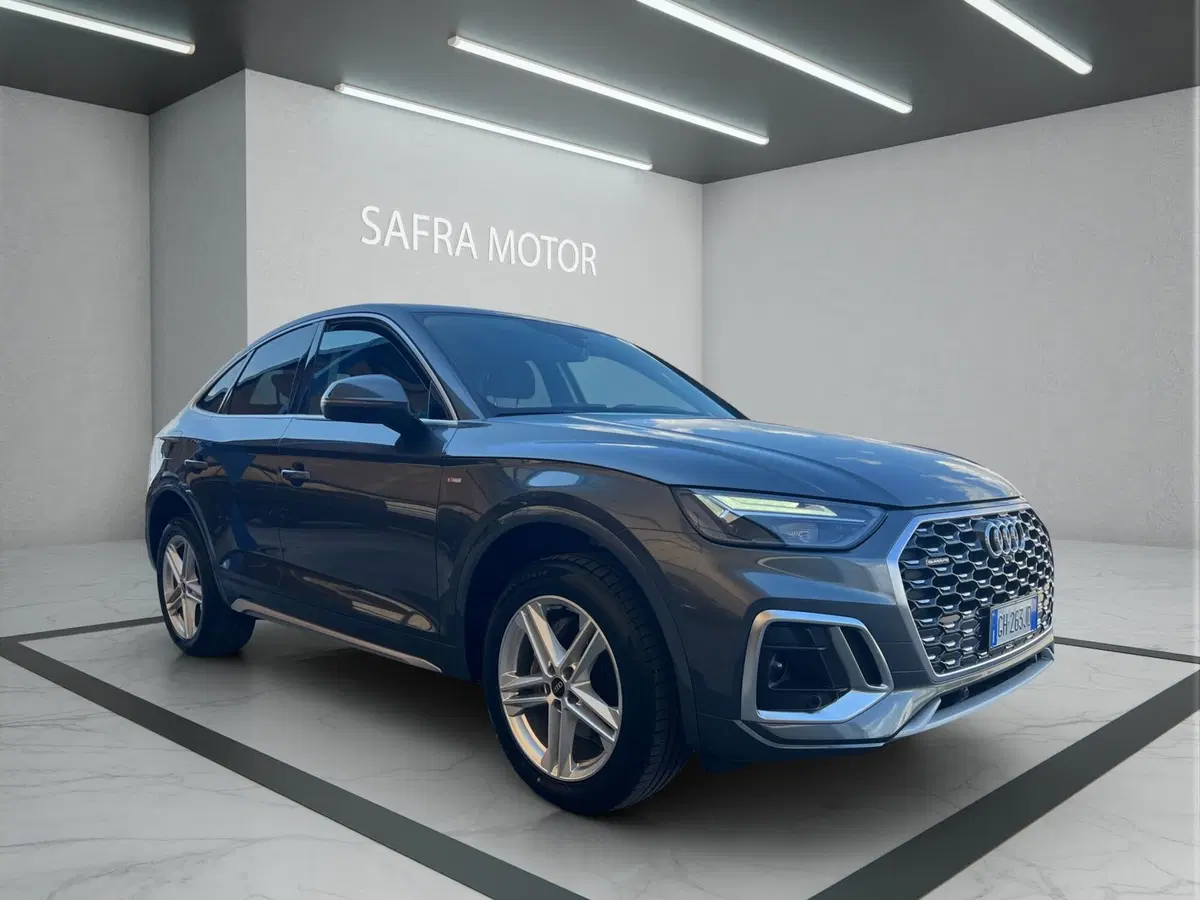Audi Q4 Sportback usata a Cosenza (8)