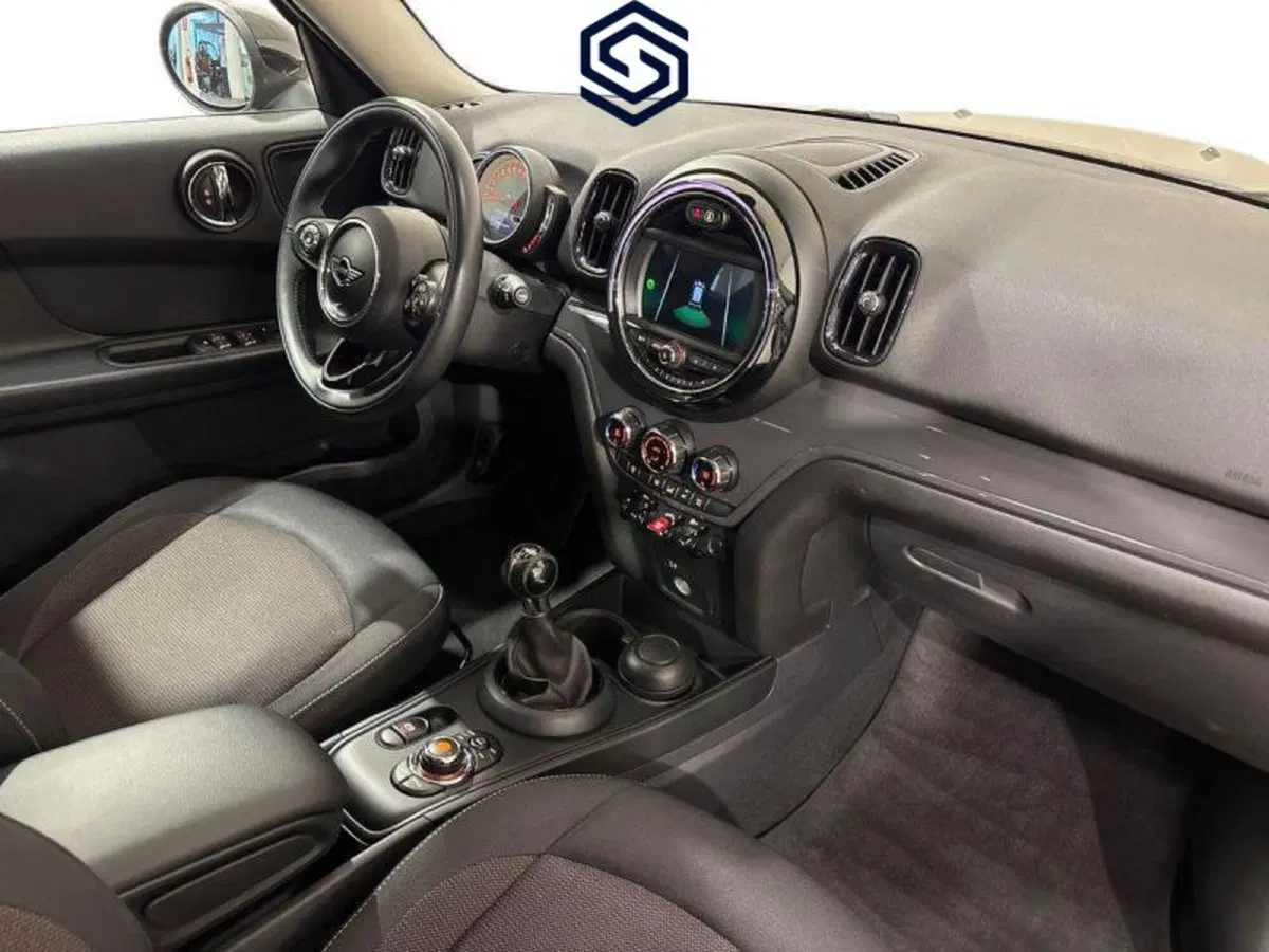 MINI Mini Countryman usata a Oristano (15)