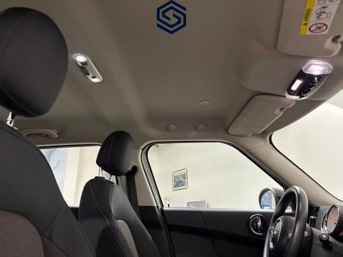 MINI Mini Countryman usata a Oristano (18)