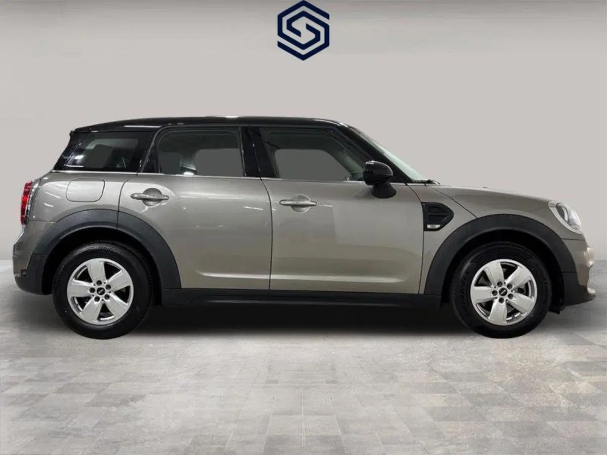 MINI Mini Countryman usata a Oristano (5)