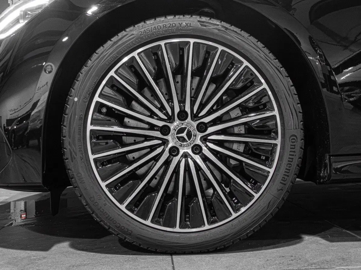 Mercedes-Benz Classe E Station Wagon nuova a Ancona (7)