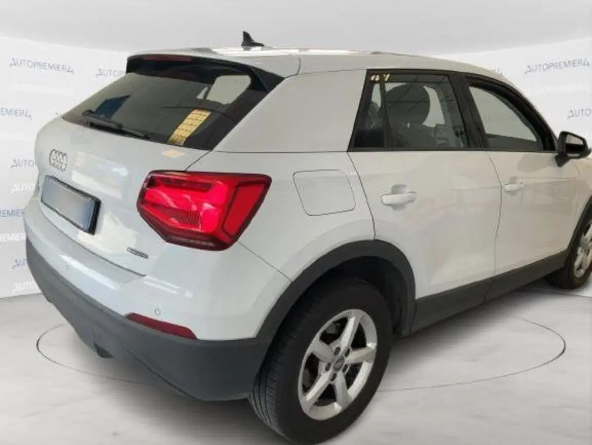 Audi Q2 usata a Como (5)