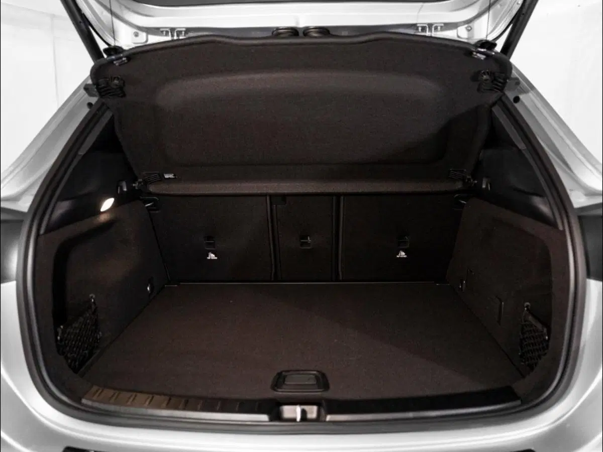 Mercedes-Benz GLA SUV nuova a Ancona (10)