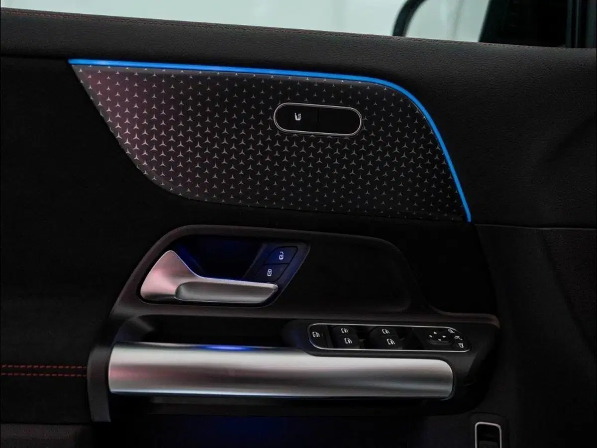 Mercedes-Benz GLA SUV nuova a Ancona (16)