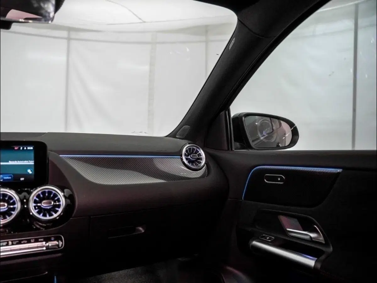 Mercedes-Benz GLA SUV nuova a Ancona (16)