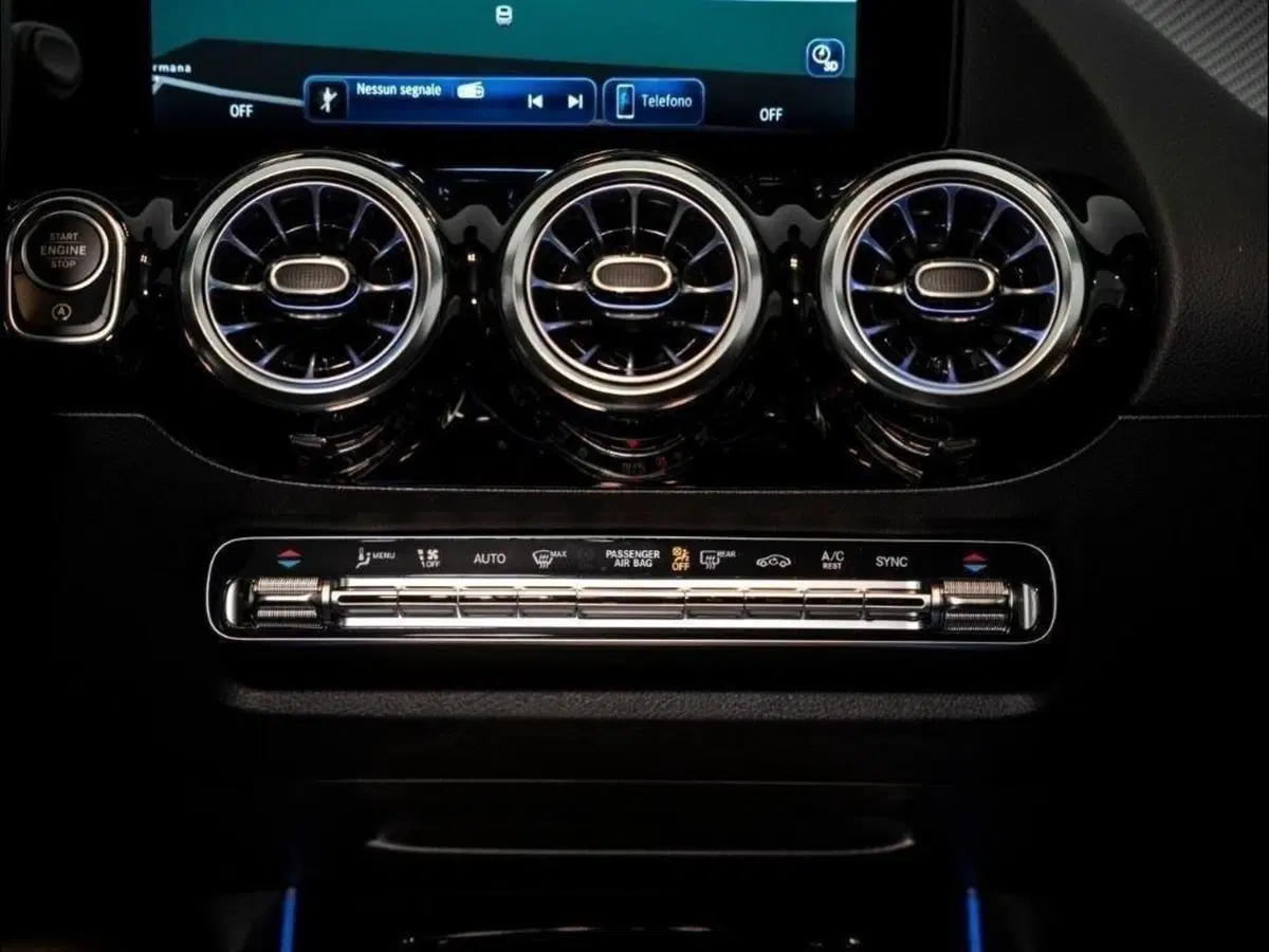 Mercedes-Benz GLA SUV nuova a Ancona (17)