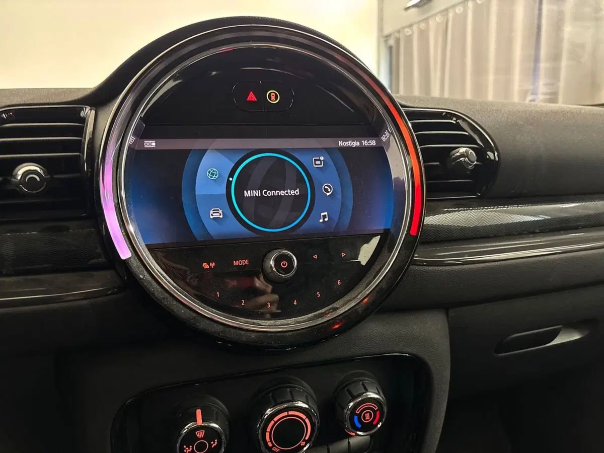 MINI Mini Clubman usata a Torino (17)