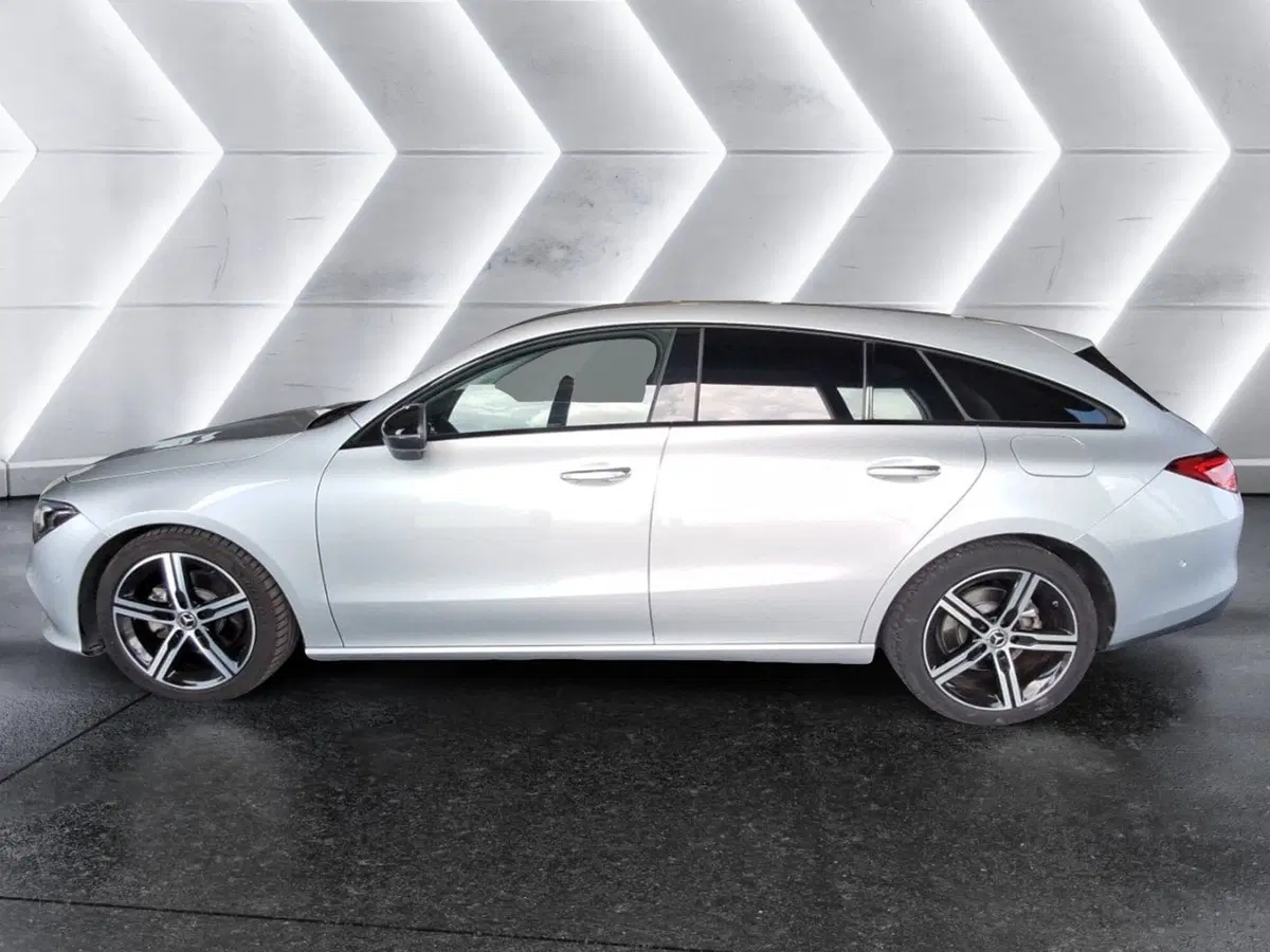 Mercedes-Benz CLA Shooting Brake usata a Salerno (5)