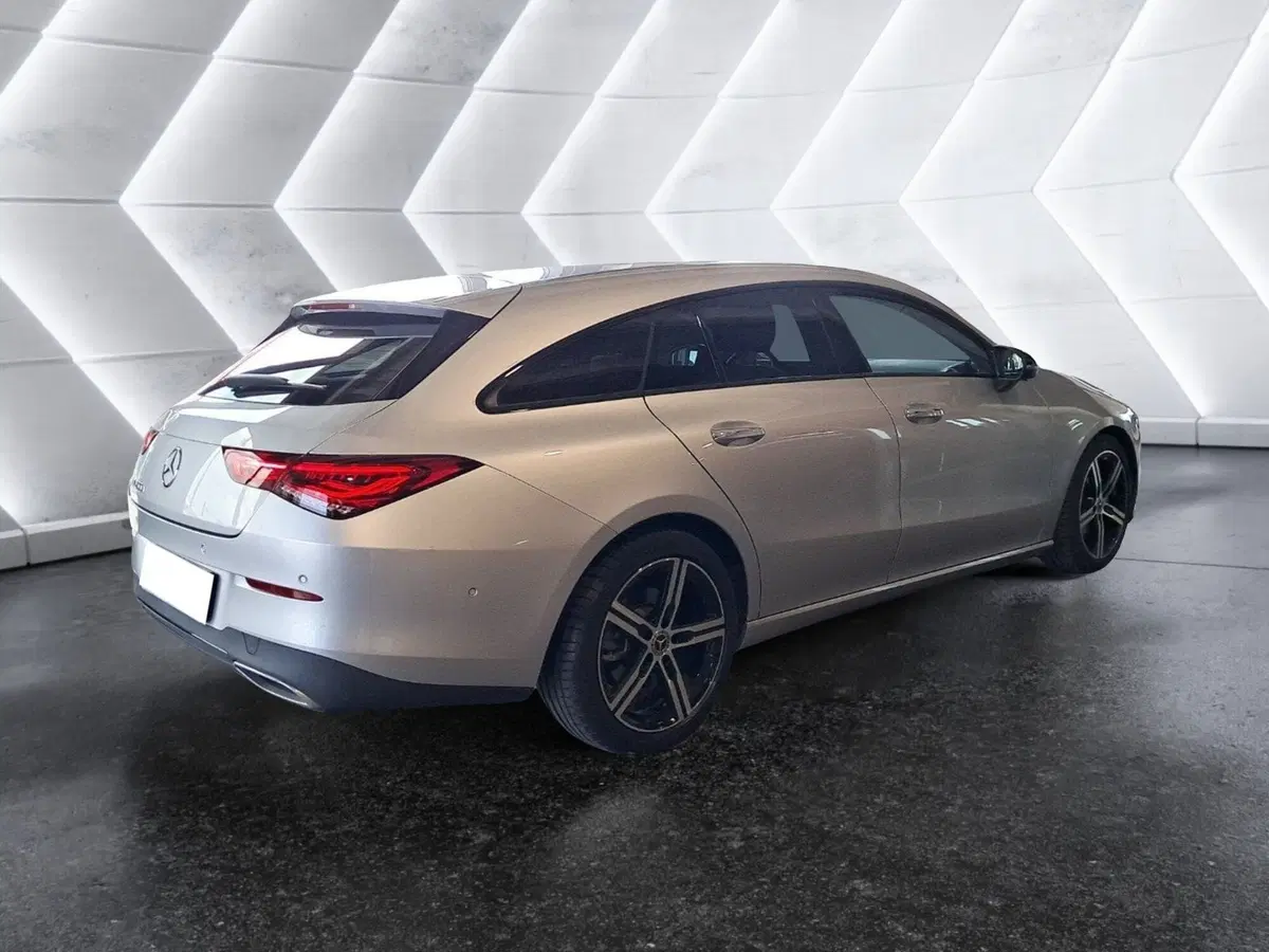 Mercedes-Benz CLA Shooting Brake usata a Salerno (6)