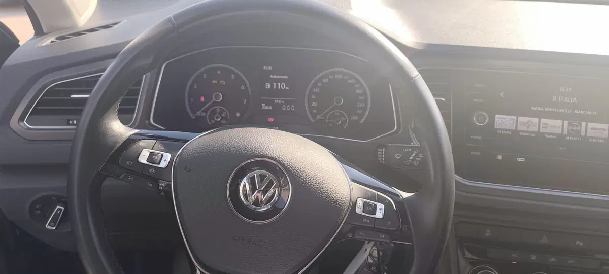 Volkswagen T-Roc usata a Avellino (8)