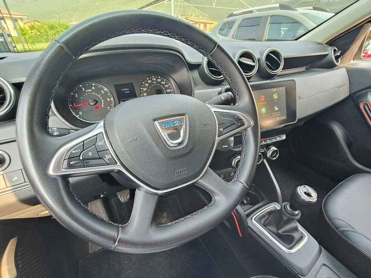 Dacia Duster usata a Brescia (14)