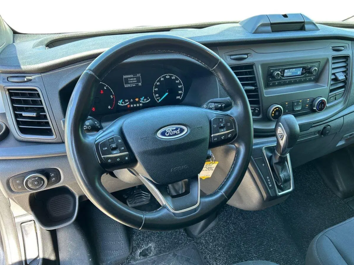 Ford Transit Custom Furgone usata a Milano (11)