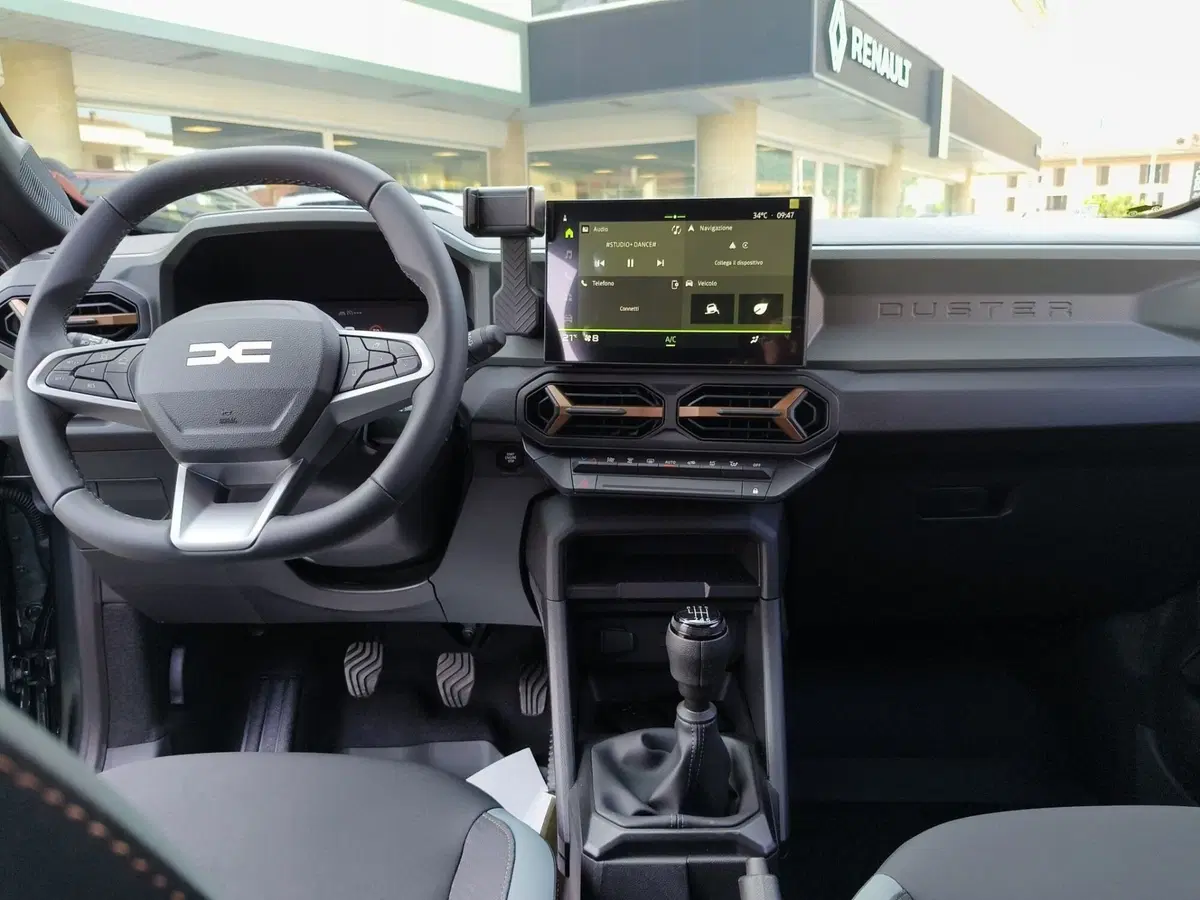 Dacia Duster nuova a Brescia (10)
