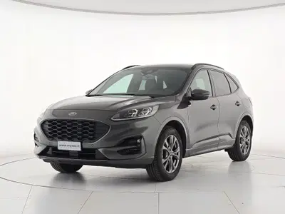 Ford Kuga 2.5 Full Hybrid 190 CV CVT AWD ST-Line X del 2023 usata a Borgo San Dalmazzo