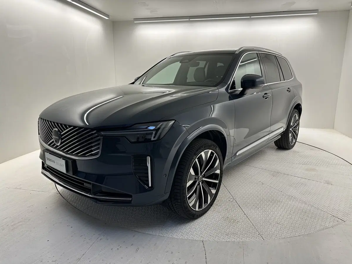Volvo XC90 usata a Bergamo