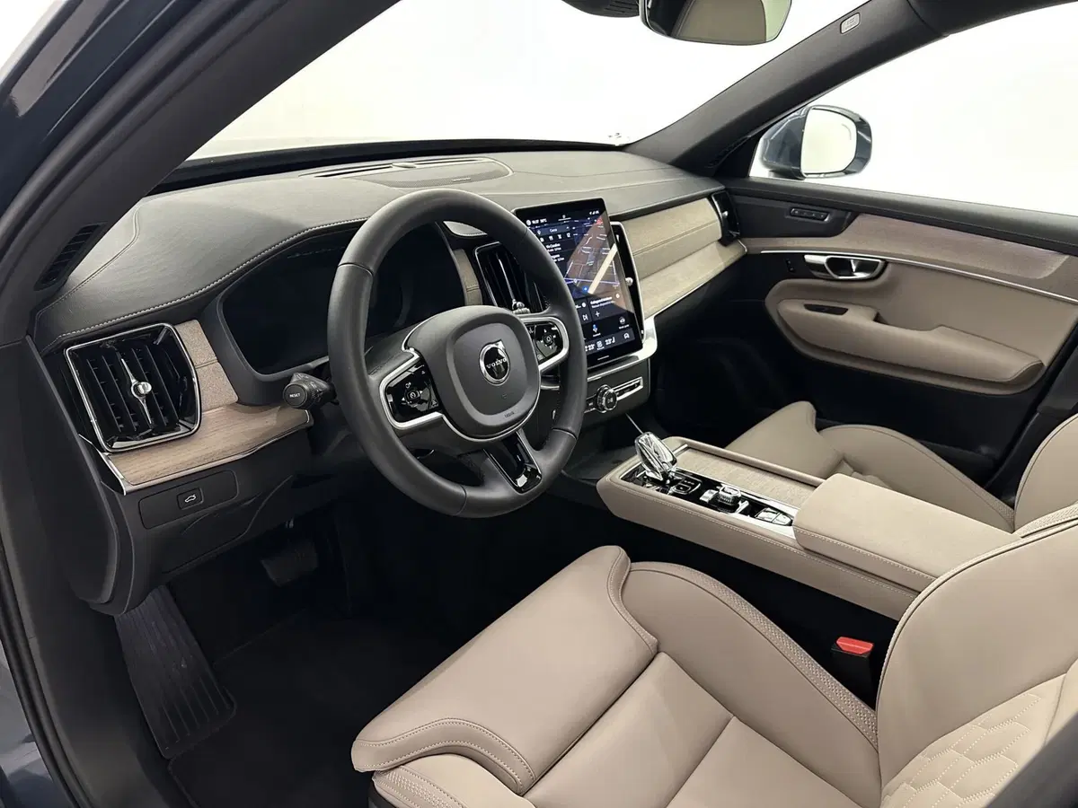 Volvo XC90 usata a Bergamo (10)