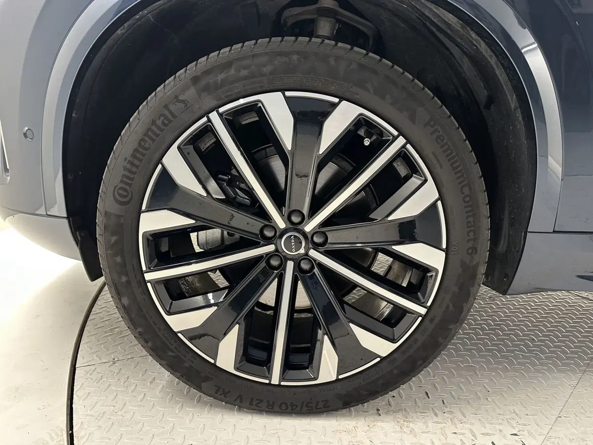 Volvo XC90 usata a Bergamo (9)
