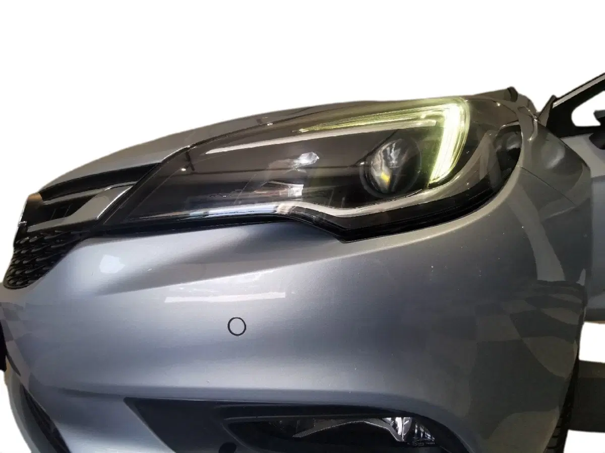 Opel Astra Station Wagon usata a Brindisi (20)