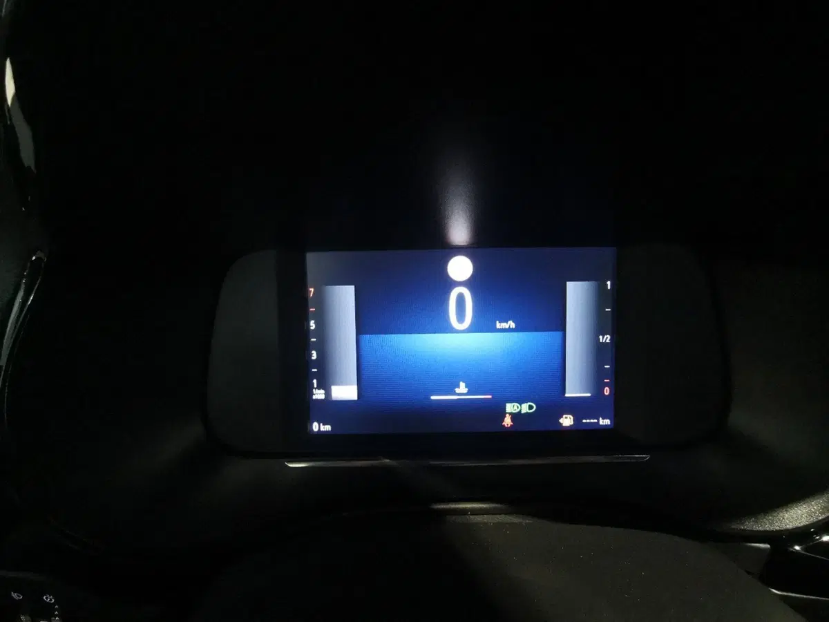 Opel Corsa nuova a Taranto (17)