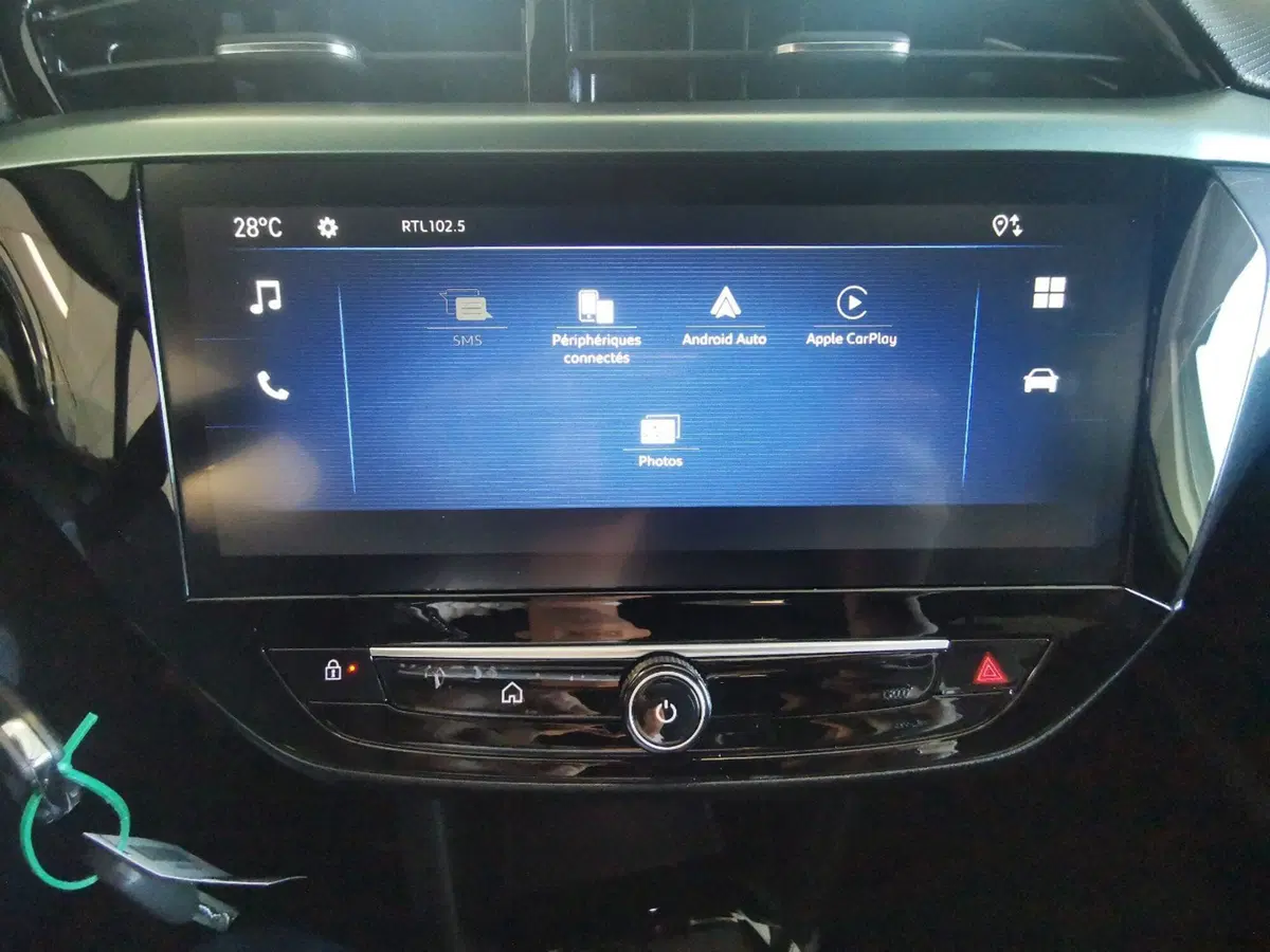 Opel Corsa nuova a Brindisi (17)