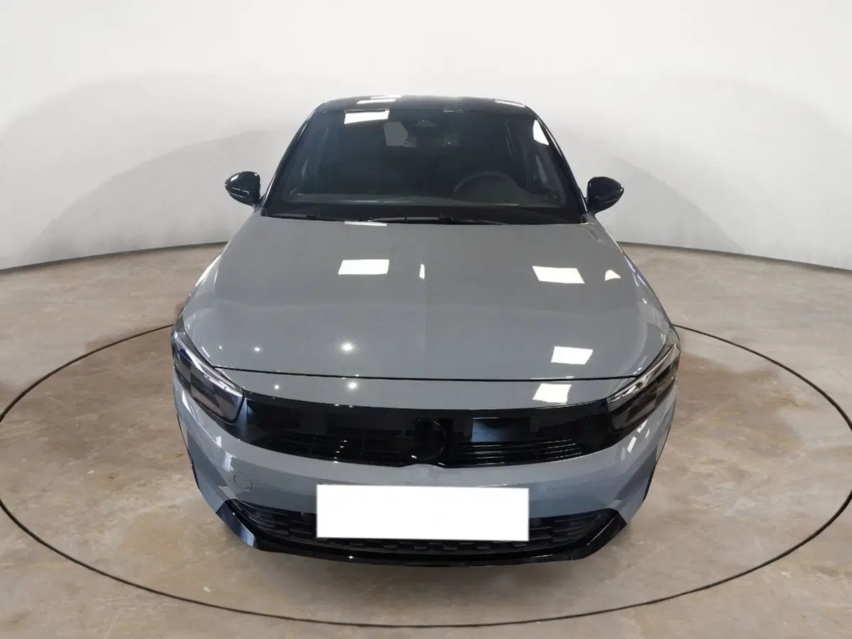 Opel Corsa nuova a Brindisi (2)