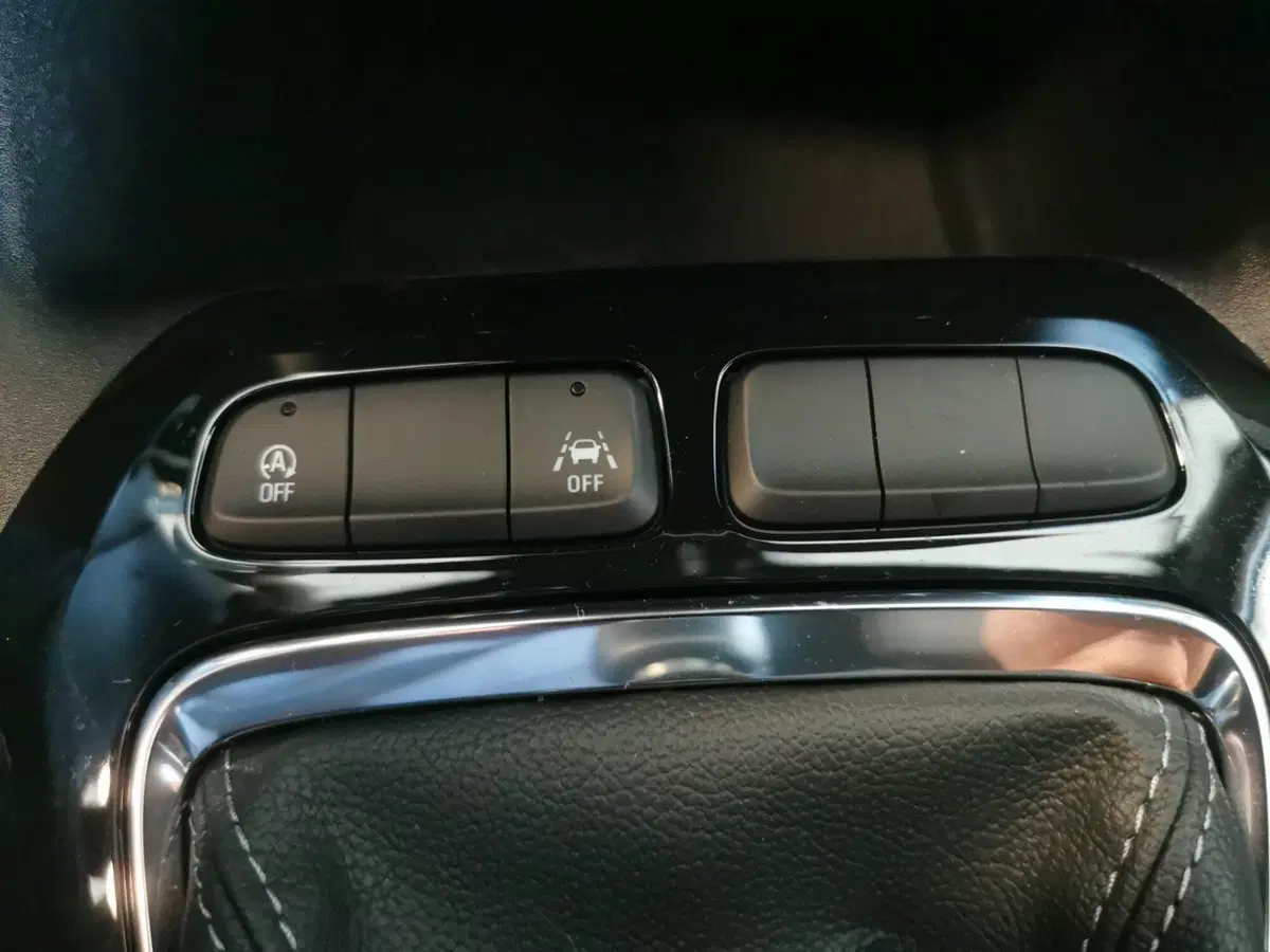 Opel Corsa nuova a Taranto (17)