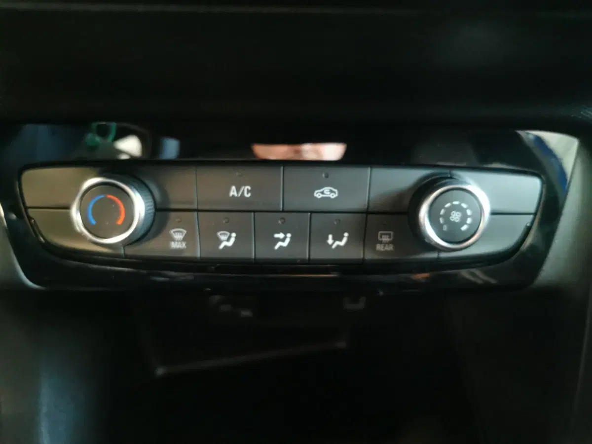 Opel Corsa nuova a Taranto (18)