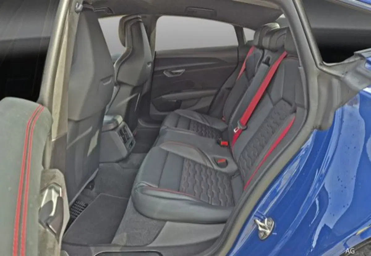 Audi e-Tron GT nuova a Palermo (18)