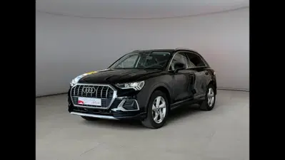 Audi Q3 35 2.0 tdi Business Advanced s-tronic del 2025 usata a Palermo