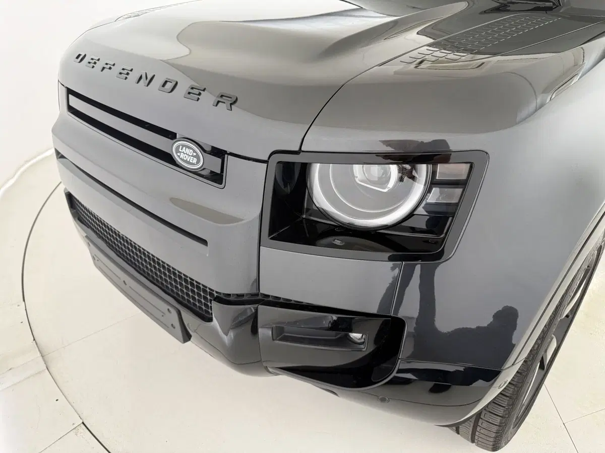Land Rover Defender nuova a Perugia (17)