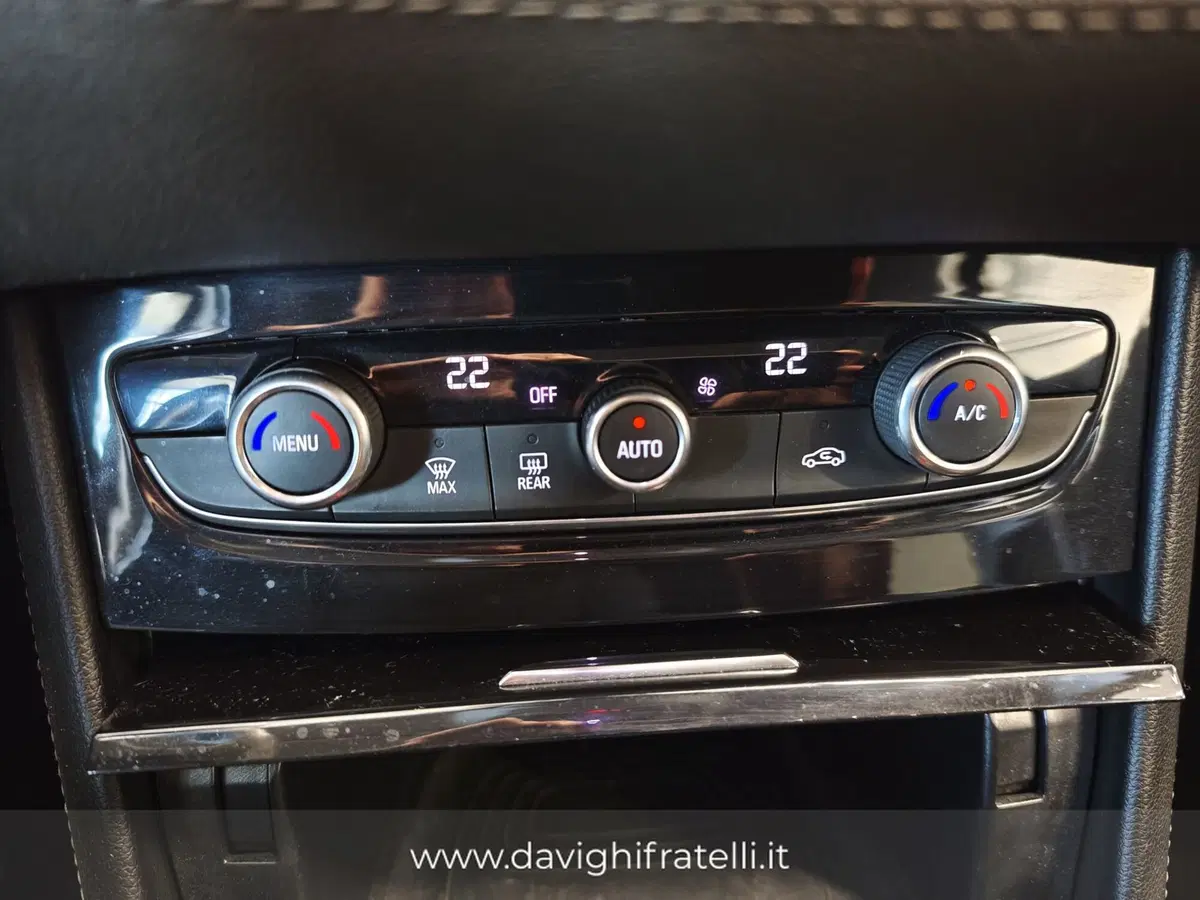 Opel Grandland X usata a Cremona (13)