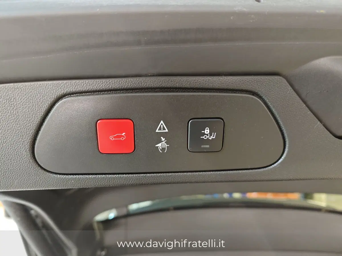 Opel Grandland X usata a Cremona (16)