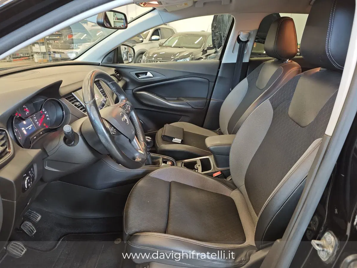 Opel Grandland X usata a Cremona (9)
