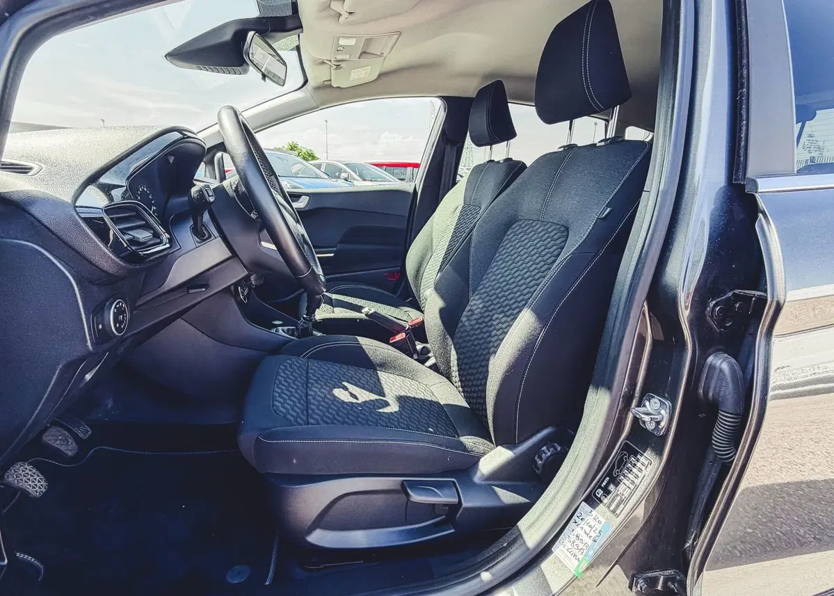 Ford Fiesta usata a Novara (8)